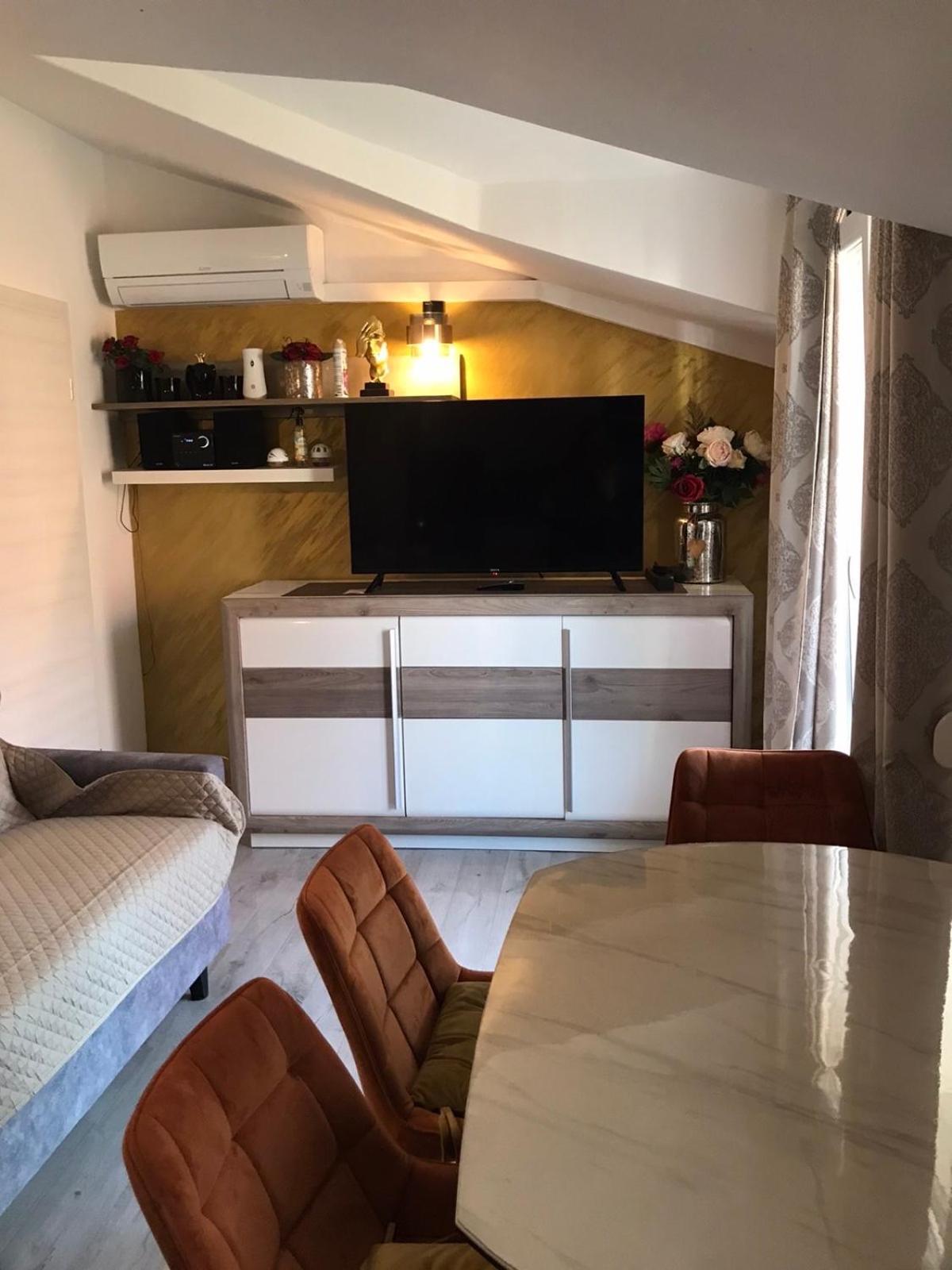 Villa Marica โตรกีร์ ภายนอก รูปภาพ